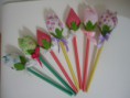 lápis de tulipas e morangos